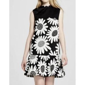 NWT Victoria Beckham Target Daisy Drop Waist Dress Black White Size Medium
